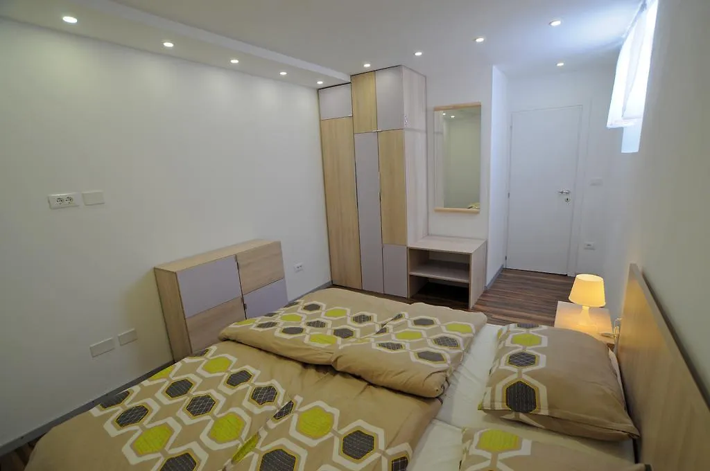 Apartment Eva- Modern Central Place